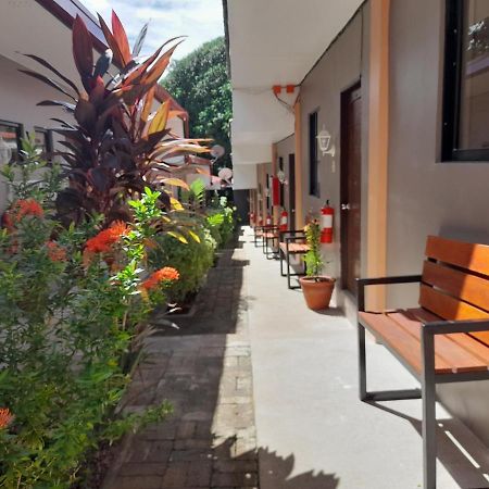Cebuana'S Travellers Inn Coron Exterior photo